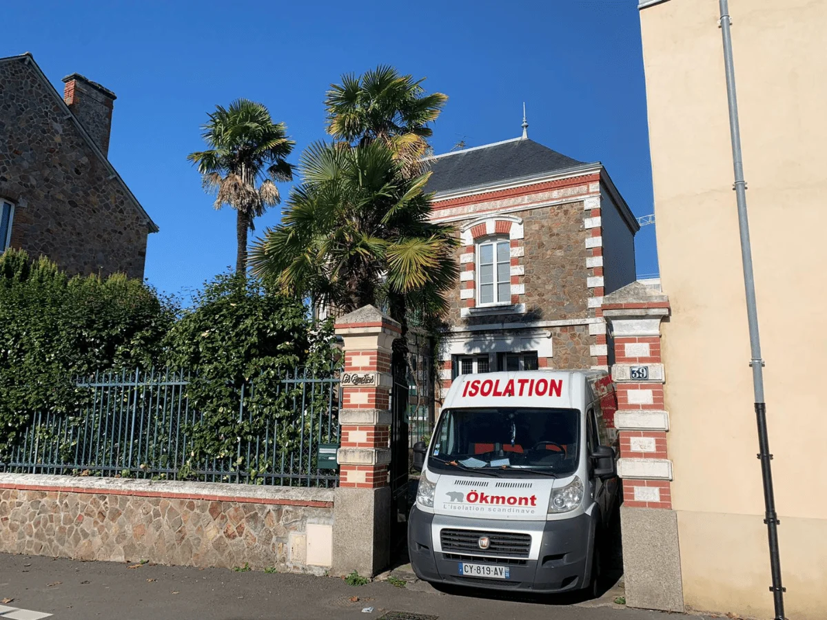 Installation d'une VMC hygroréglable par les techniciens Okmont en Ille-et-Vilaine